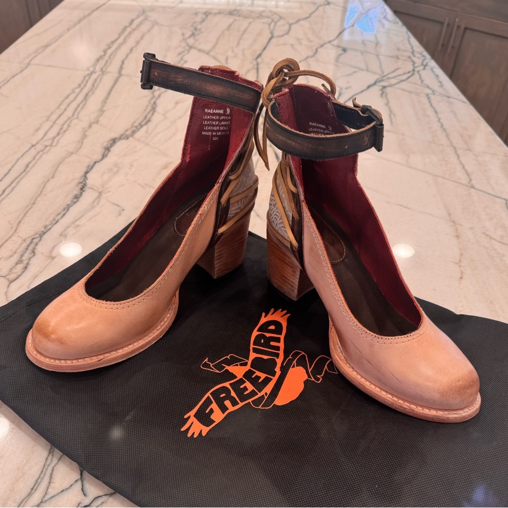 Freebird Raeanne size 9